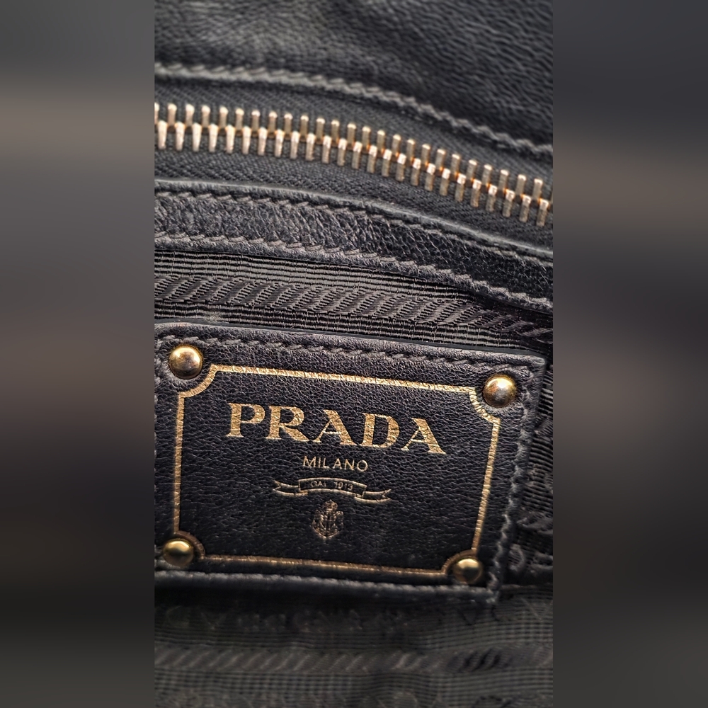 PRADA BLACK NYLON GAUFRE GATHERED TESSUTO ZIPPED SHOULDER BAG 2 Ways - Picture 10 of 17